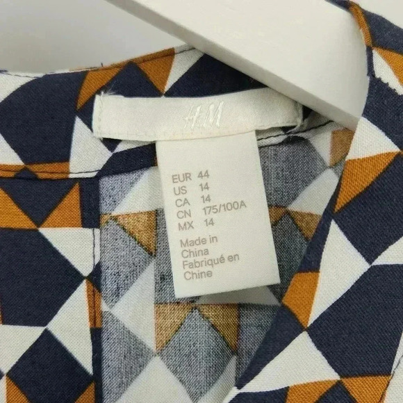 H&M CASUAL SUMMER DRESS - Picture 3 of 3